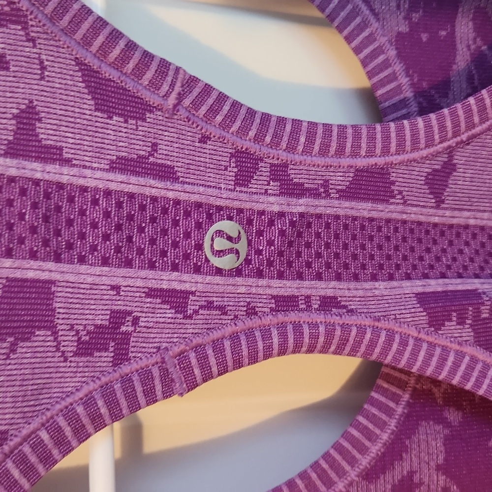 Lululemon purple patterned swiftly tank - Picture 3 of 9